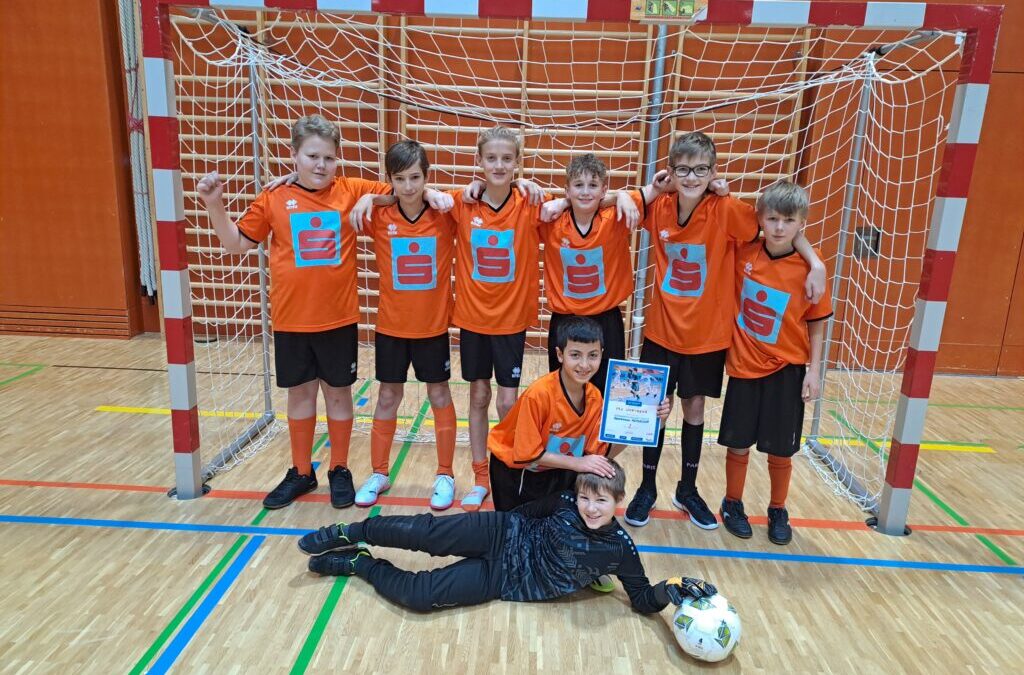 Unsere Fußballer zeigen auf – Platz 2